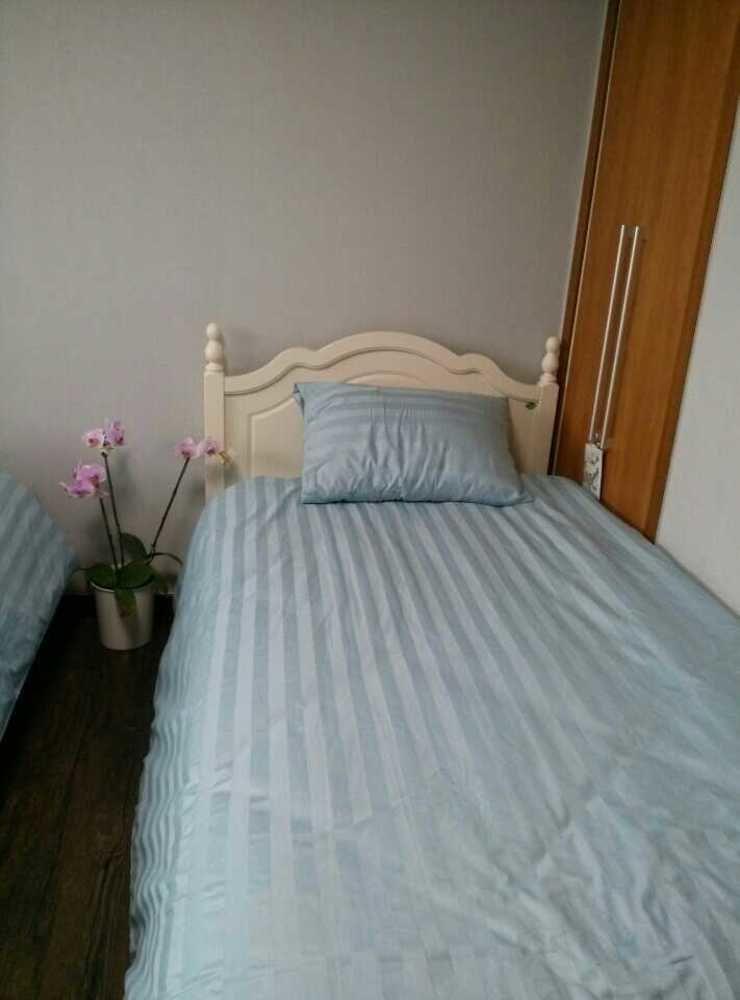 K Star Road Guesthouse - Hostel Seoel Buitenkant foto